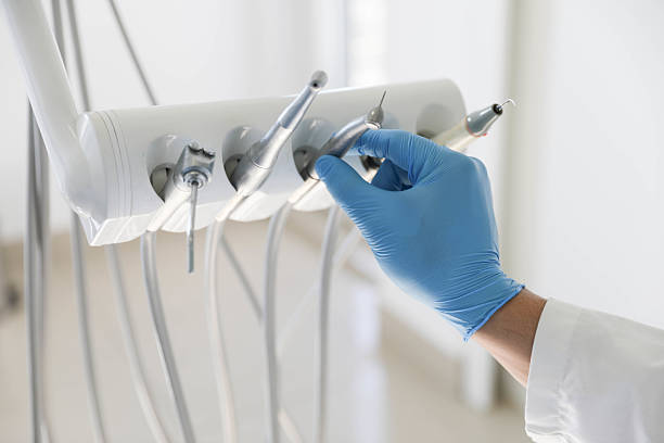 Professional Tooth Extraction technician working in Terrebonne, OR